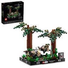 LEGO Star Wars 75353 Endor Speeder Chase Diorama