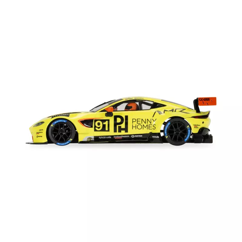 Scalextric Aston Martin Vantage GT3