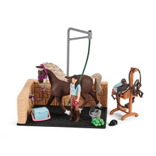 Load image into Gallery viewer, Schleich 42438 Horse Club Washing Area with Horse Club Emily &amp; Luna
