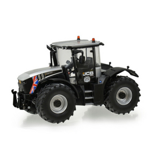Britains - Special Edition 25th Anniversary Fastrac 4220