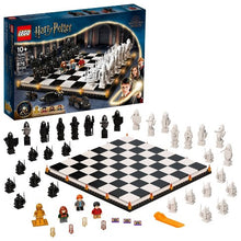 Load image into Gallery viewer, Lego Harry Potter 76392 Hogwarts Wizard’s Chess
