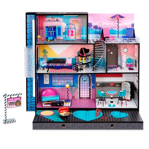 L.O.L. OMG House