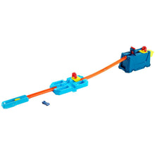 Load image into Gallery viewer, Hot Wheels Track Builder Stunt Crash Box
